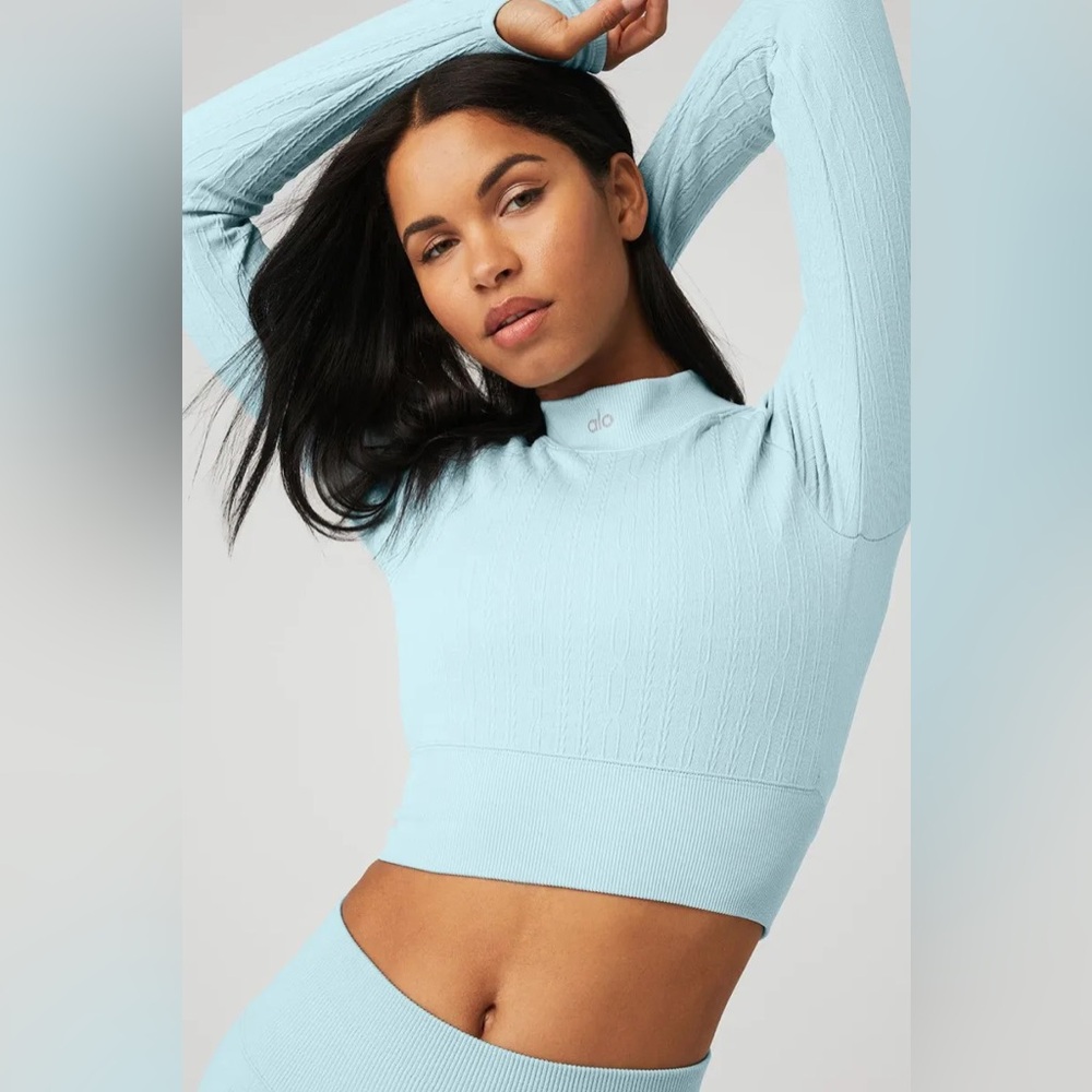 Alo Yoga Seamless Cable Knit Long Sleeve Top in chalk blue